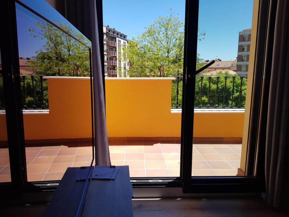 Apartamentos Aranda - Atico Duero Aranda de Duero Buitenkant foto
